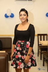 Eesha Rebba New Photos